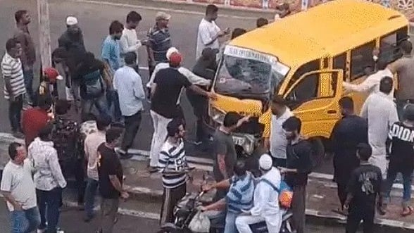 School Van Crashes in Bhopal, 2 Injured