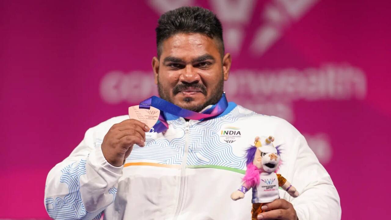 Jhandu Wins CWG Medal