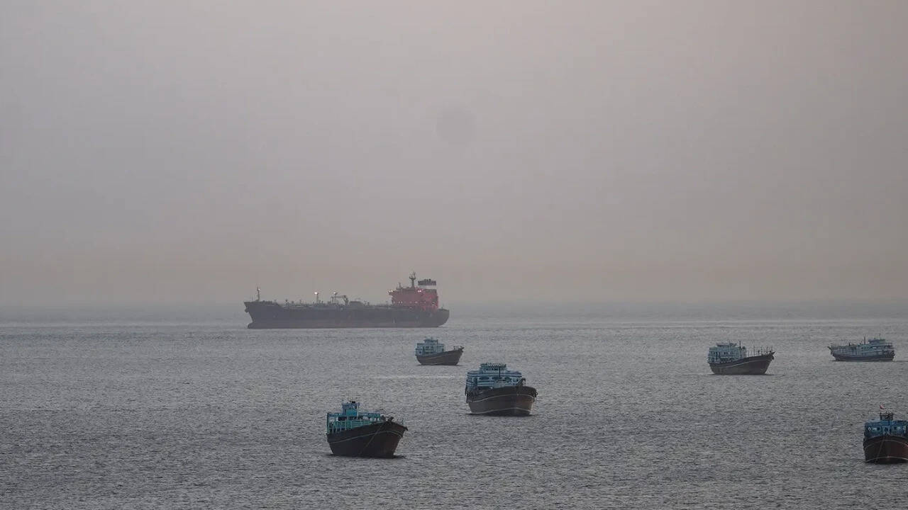 Indian Ships Cross Strait of Hormuz