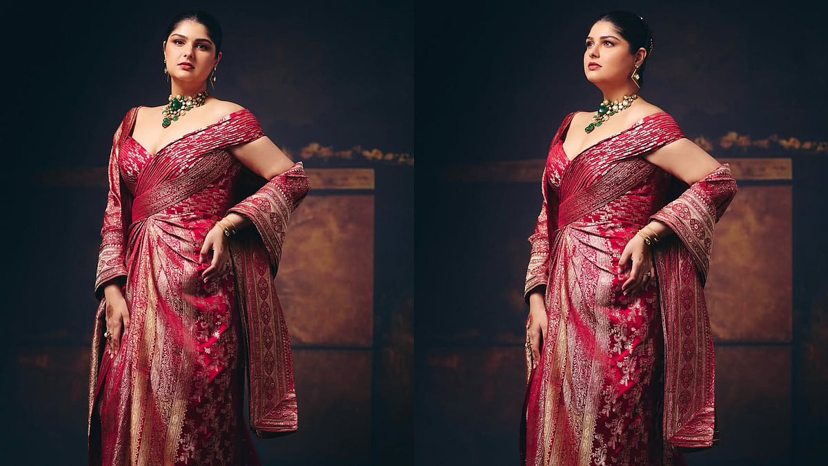 Anshula Kapoor Stuns In Red Saree At Wedding Reception