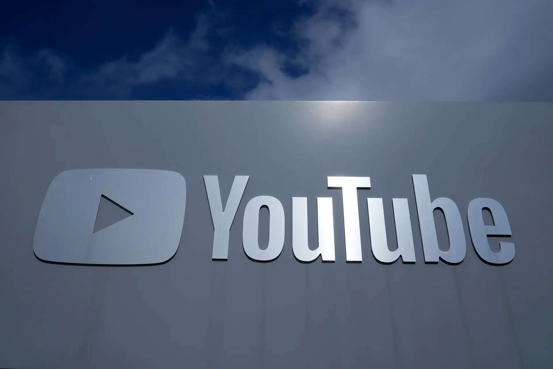 YouTube Changes View Count Rule on August 24