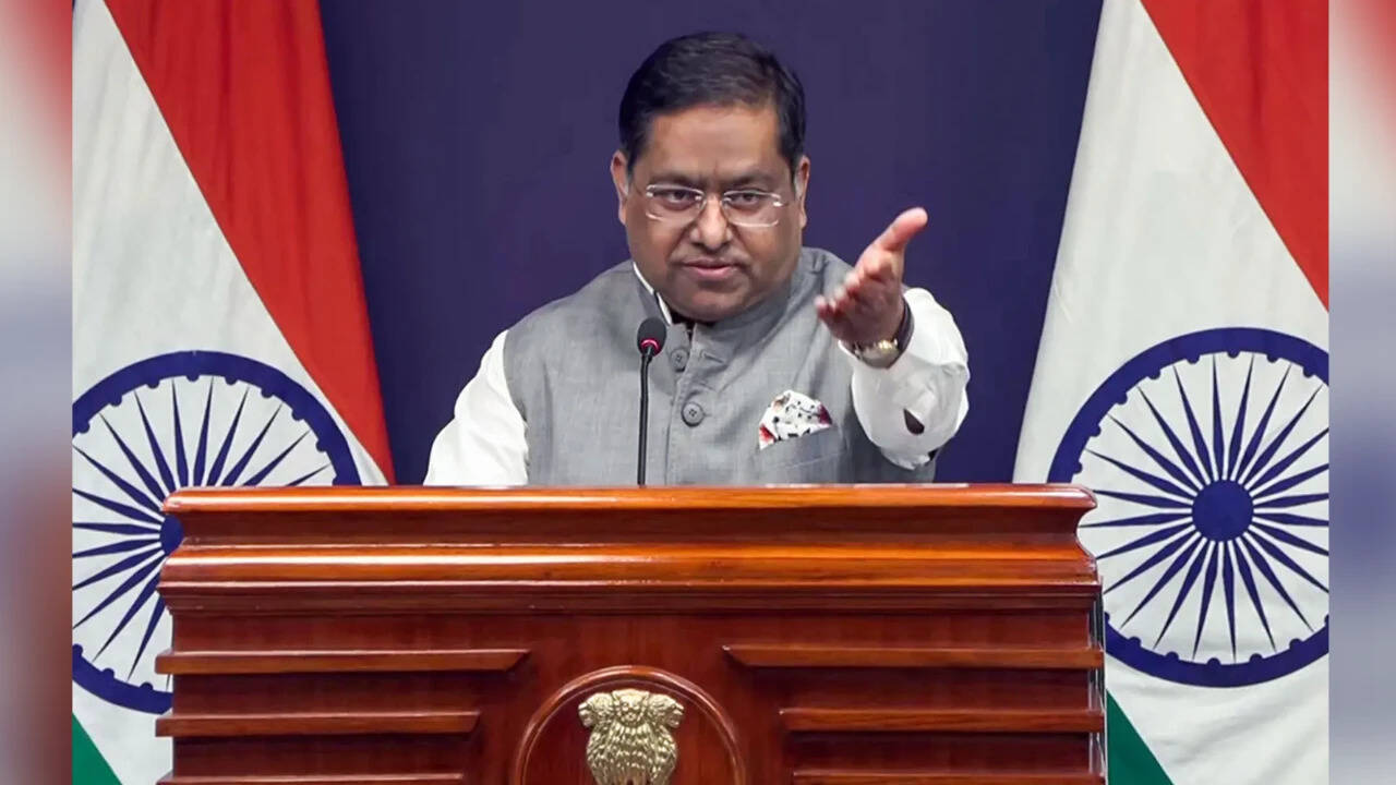 India Warns China on Border Issue