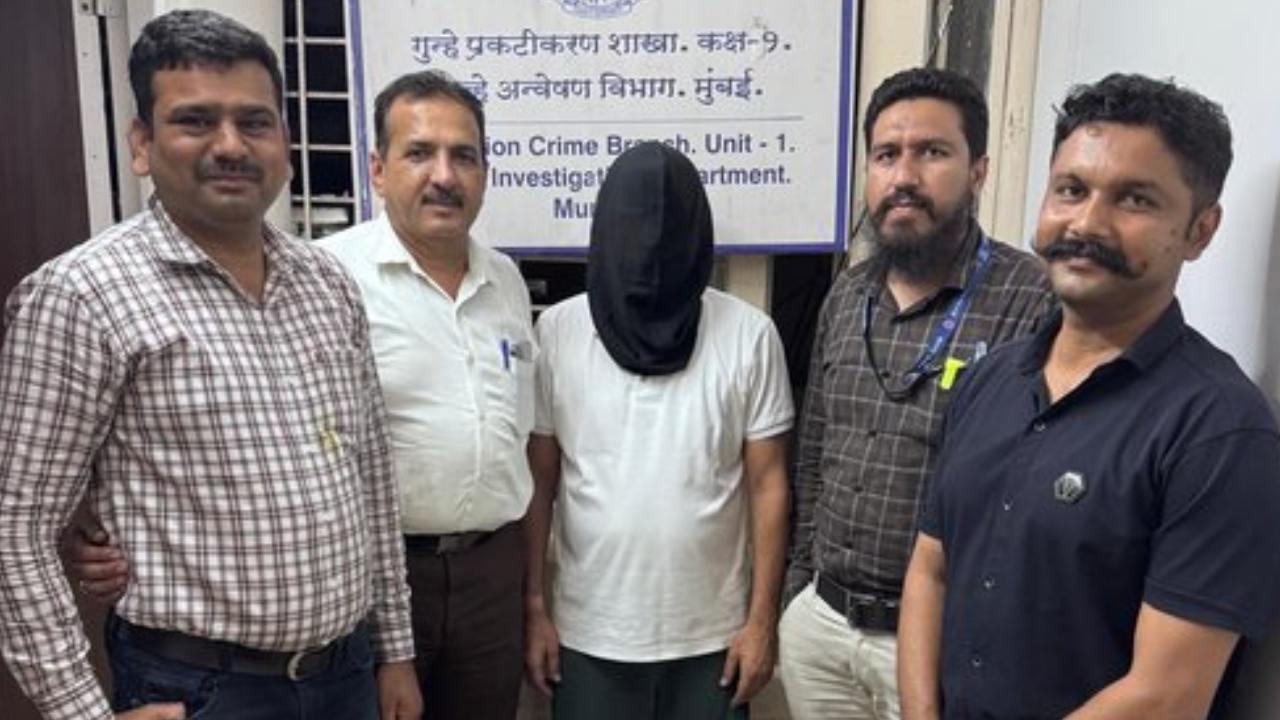 Mumbai Man Poses As Doctor For 28 Years, Arrested