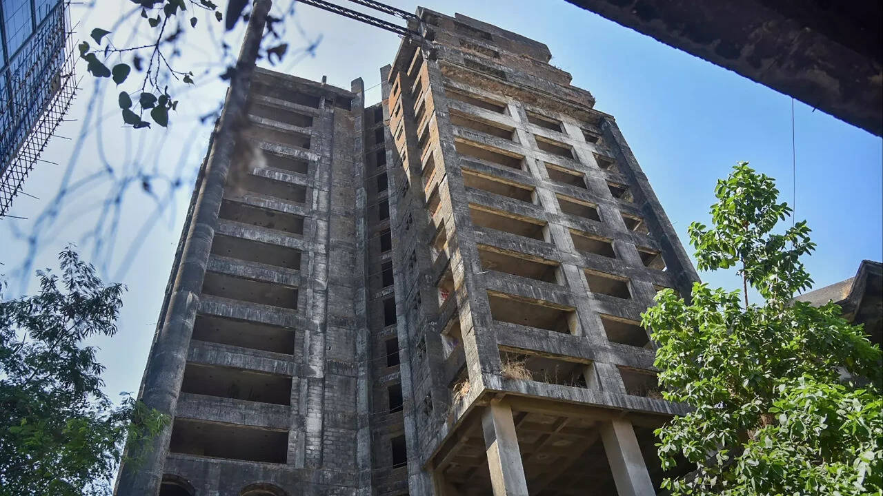 India Lacks Law on Abandoned Properties
