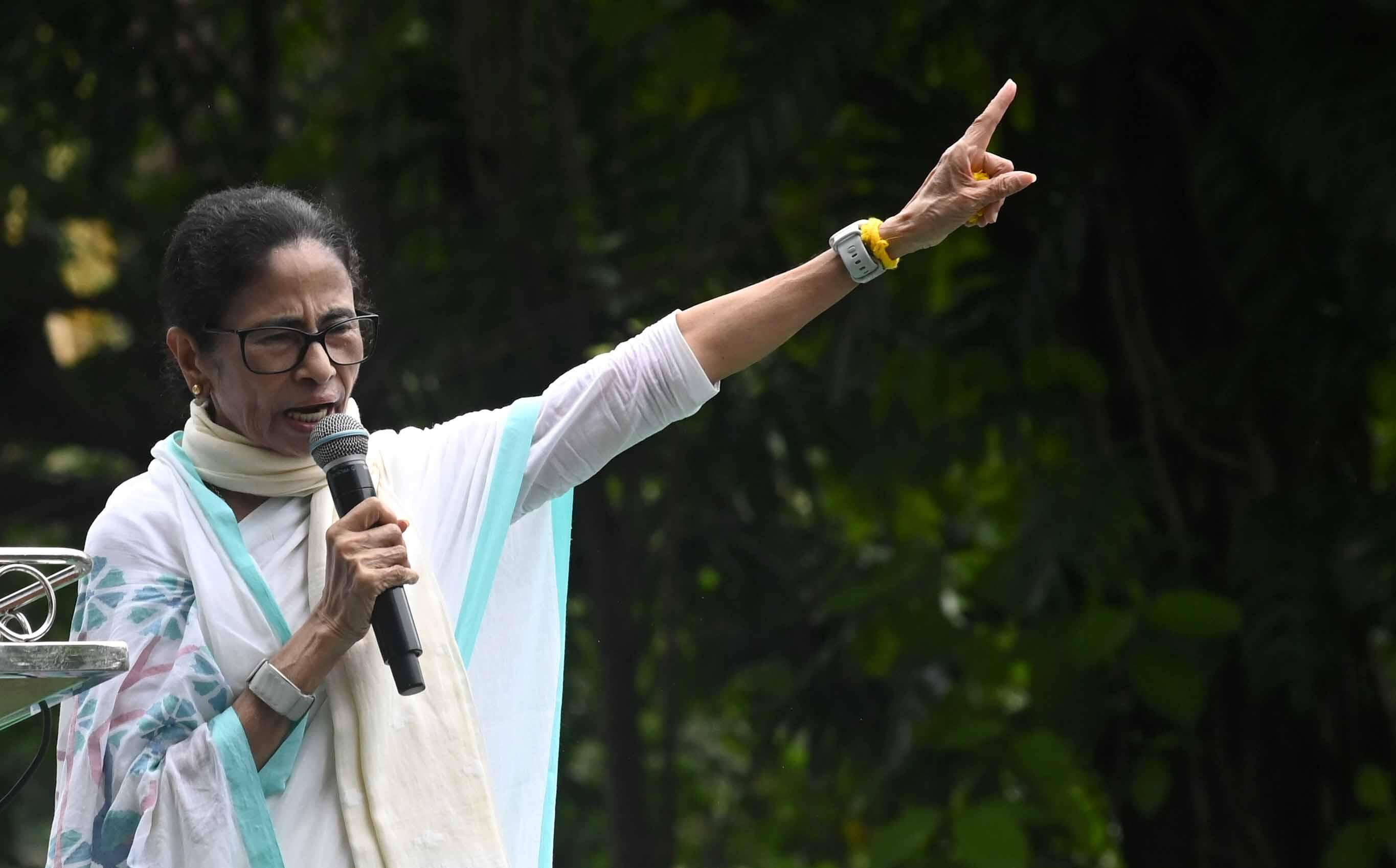 Mamata Banerjee Leads Trinamool Rally