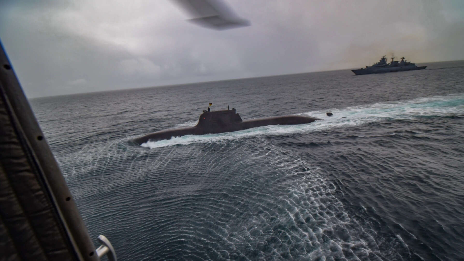 Canada Buys 12 German Submarines