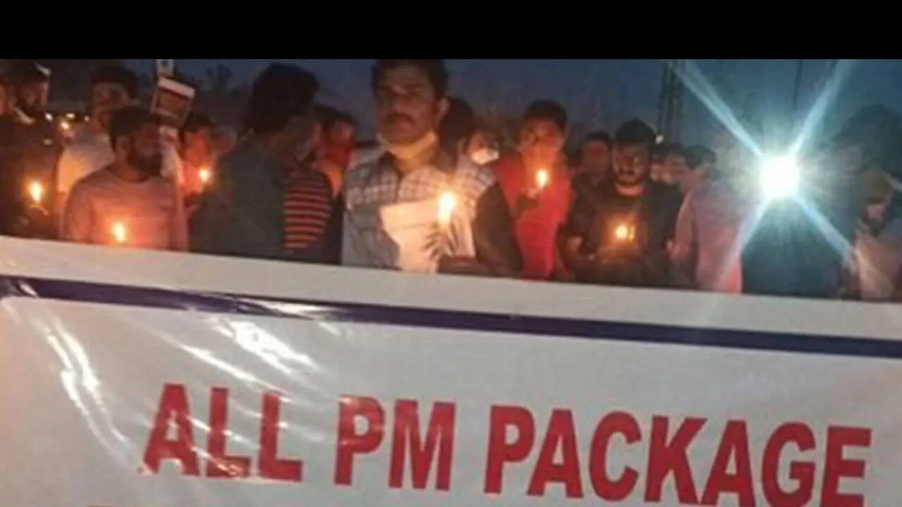Kashmiri Pandits Face Fresh Threats, Seek Security