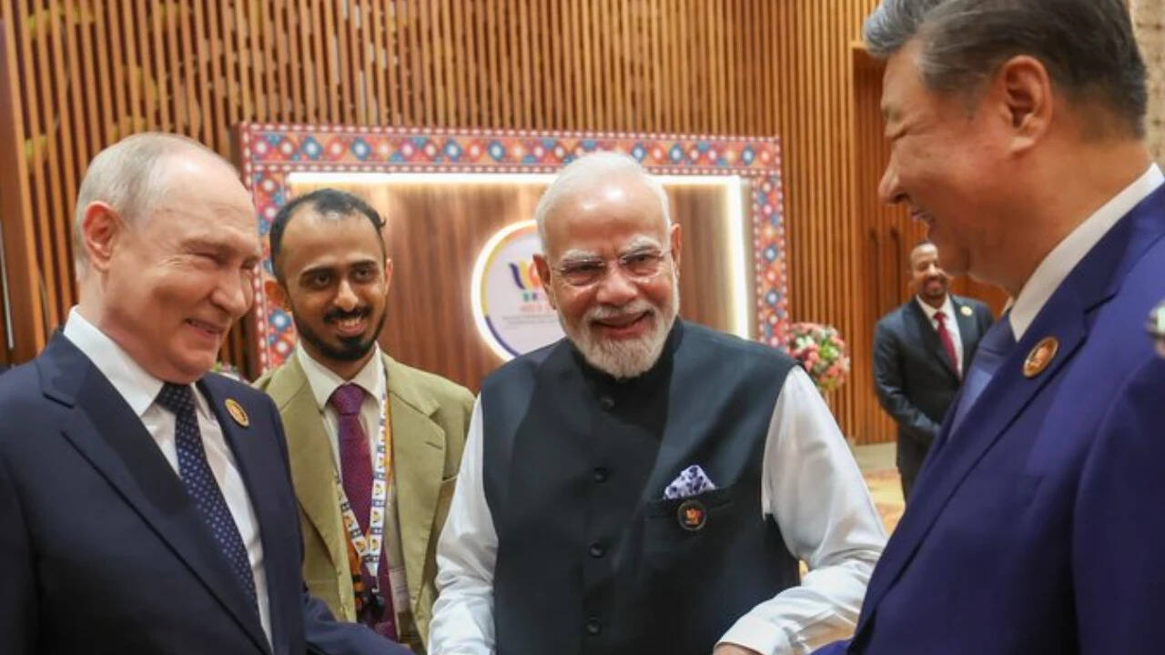 Modi, Xi Offer Help to Putin on Ukraine War
