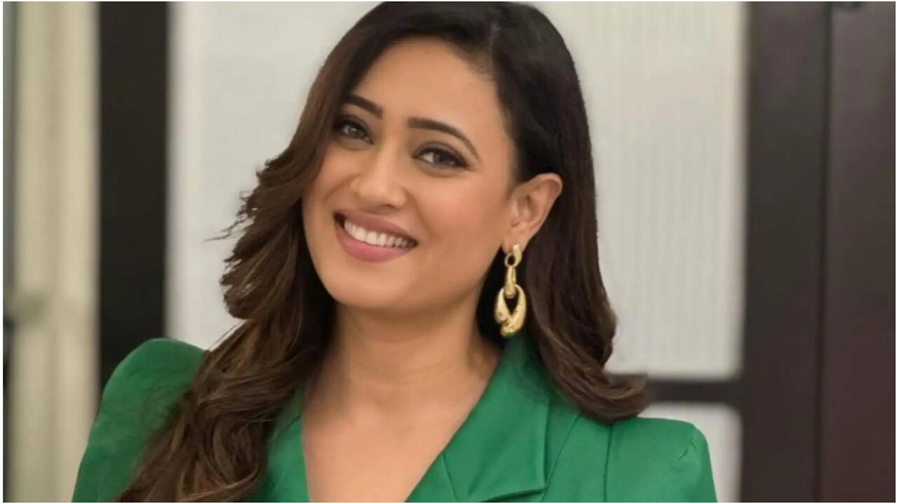 Shweta Tiwari Hospitalised with Dengue