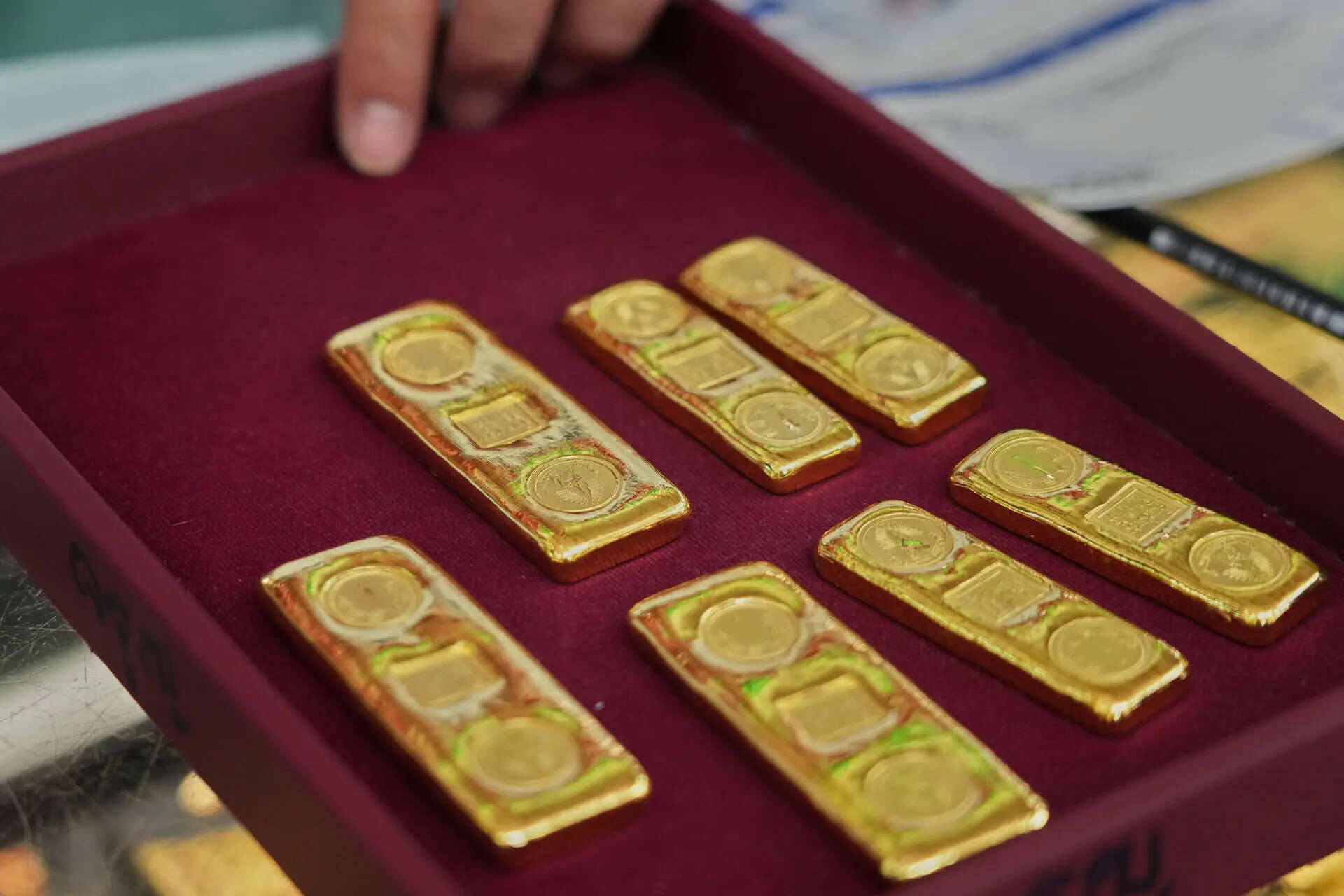 Gold Price Awaits Fed Decision