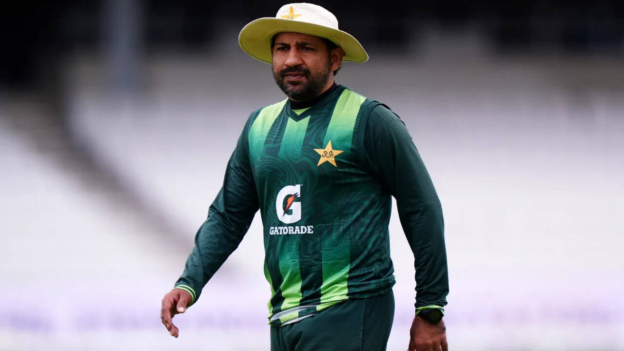 Sarfaraz Ahmed Denies PCB Threat Over Lord's Test