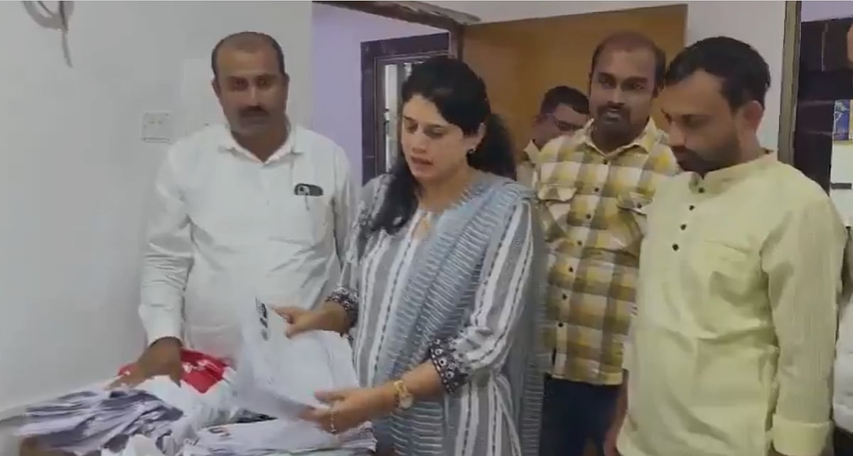 Navi Mumbai: Thousands of Voter Forms Found at Kharghar Shop