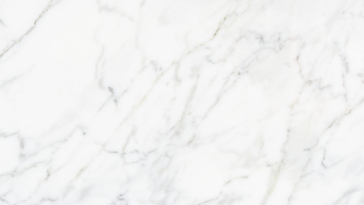 White Marble Changes Color After One Year