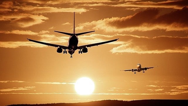 India Considers Allowing Airport Operators To Own Airlines