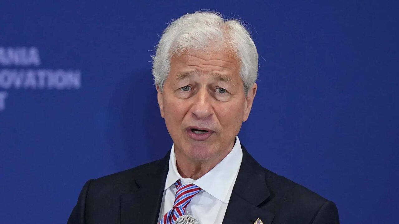 JPMorgan Warns of Small Business Closure Risk