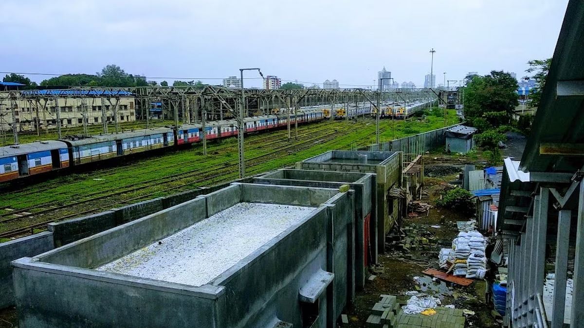 Central Railway Closes Kalwa Gate Over Trespassing