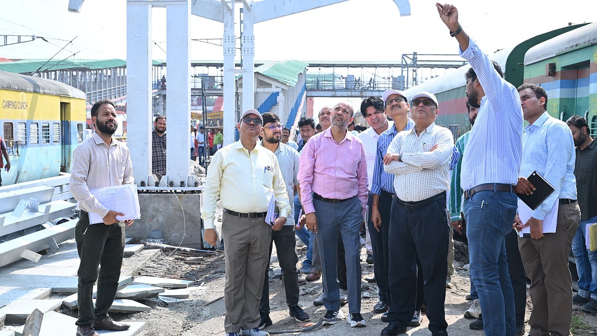 NFR GM Inspects New Jalpaiguri Station Upgradation Works