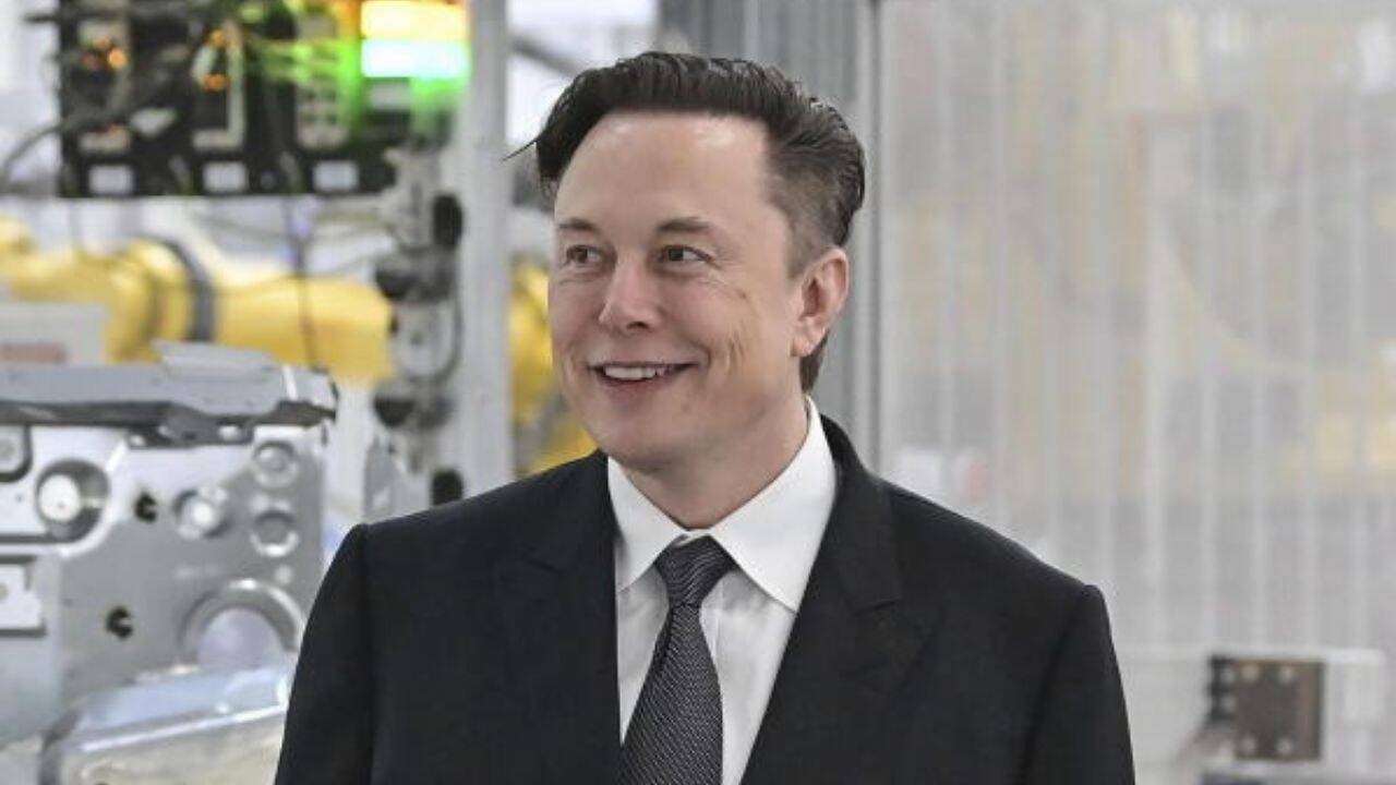 Elon Musk Promises AI Upgrade to Employees