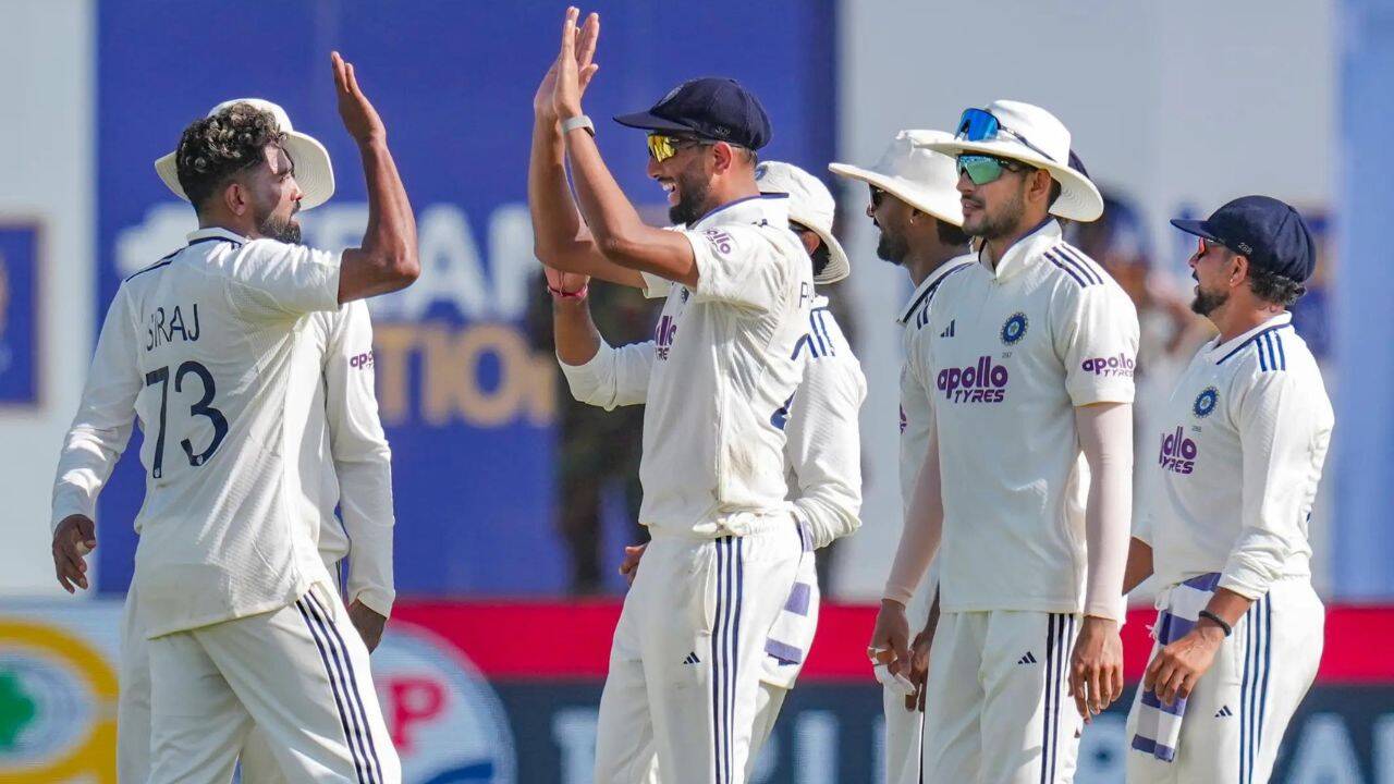 India Leads by 288 in Galle Test