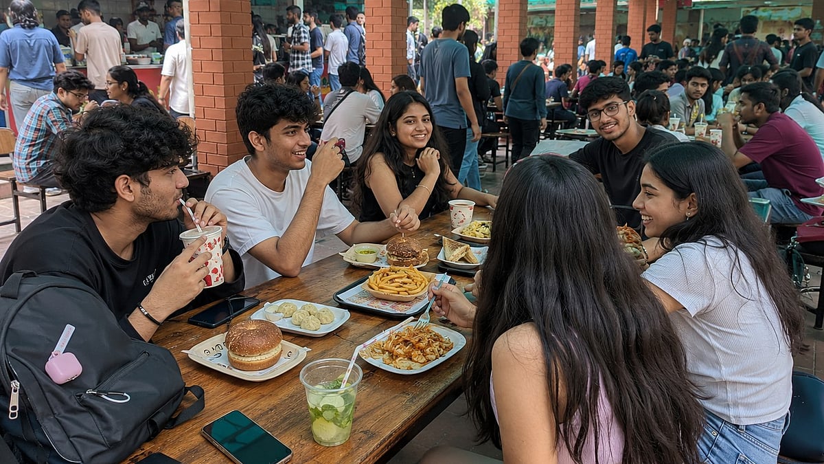 Gen Z Flock To Sports Turfs, Pickleball Courts In Indore, Bhopal