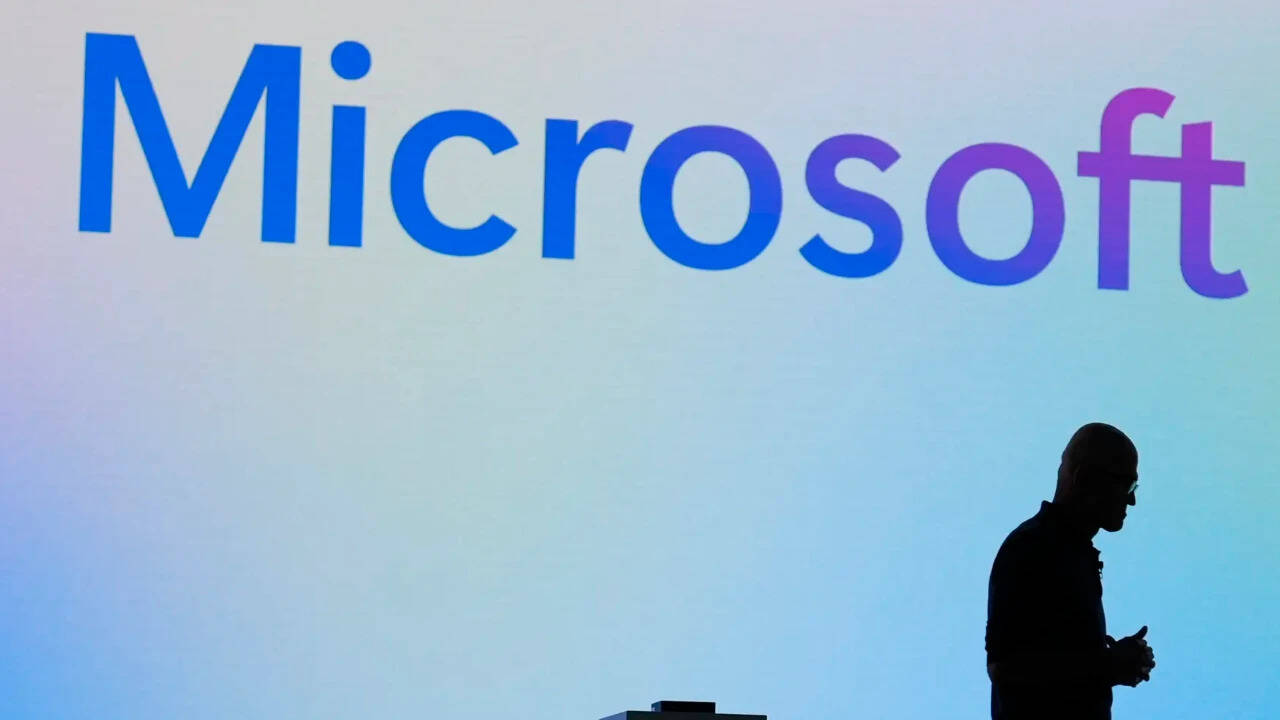 Microsoft Curbs AI Token Spending for Engineers