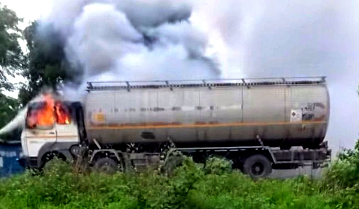 Ethanol Tanker Catches Fire In Bhopal