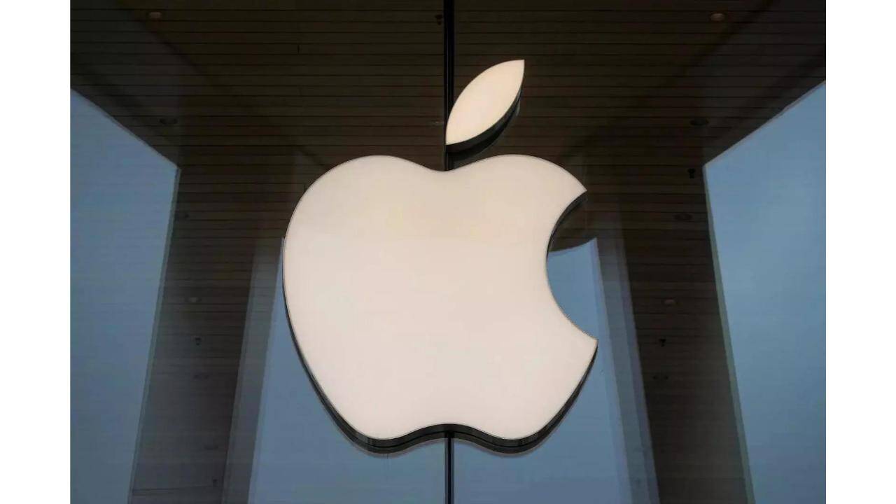 Ross Gerber: Buy iPhone 17 Before Apple Hikes Prices