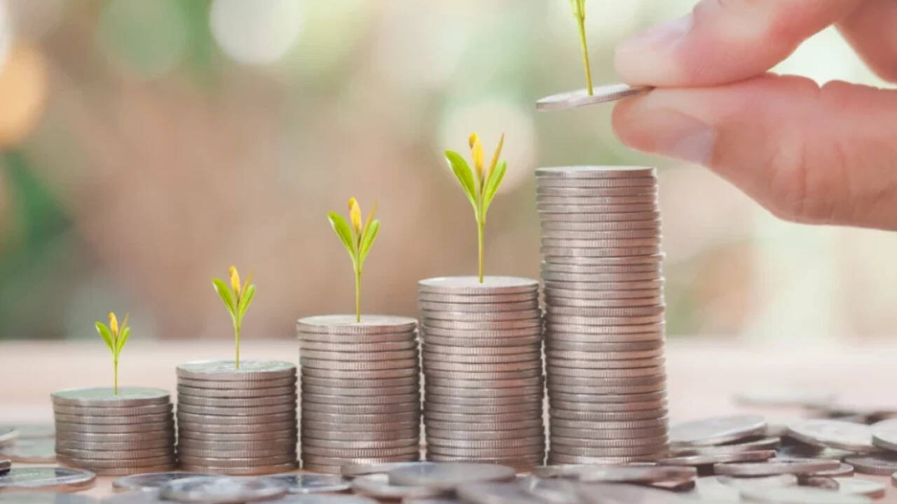 Mumbai ITAT Cuts Penalty to 50% for Non-Resident Woman