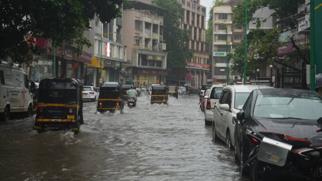 Mumbai Schools Shut Due to Heavy Rains