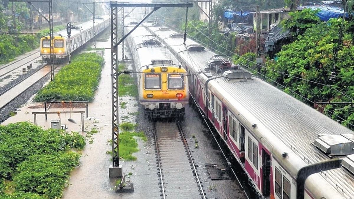 Mumbai Trains Delayed Due to Rains