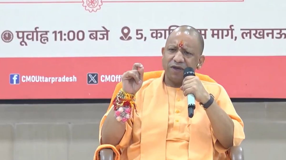 UP Serves Hot Meals to 32.88 Lakh Children