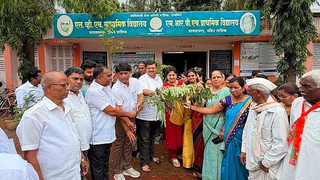 Nashik Citizens Receive 3,500 Saplings Under Mission Green Monsoon