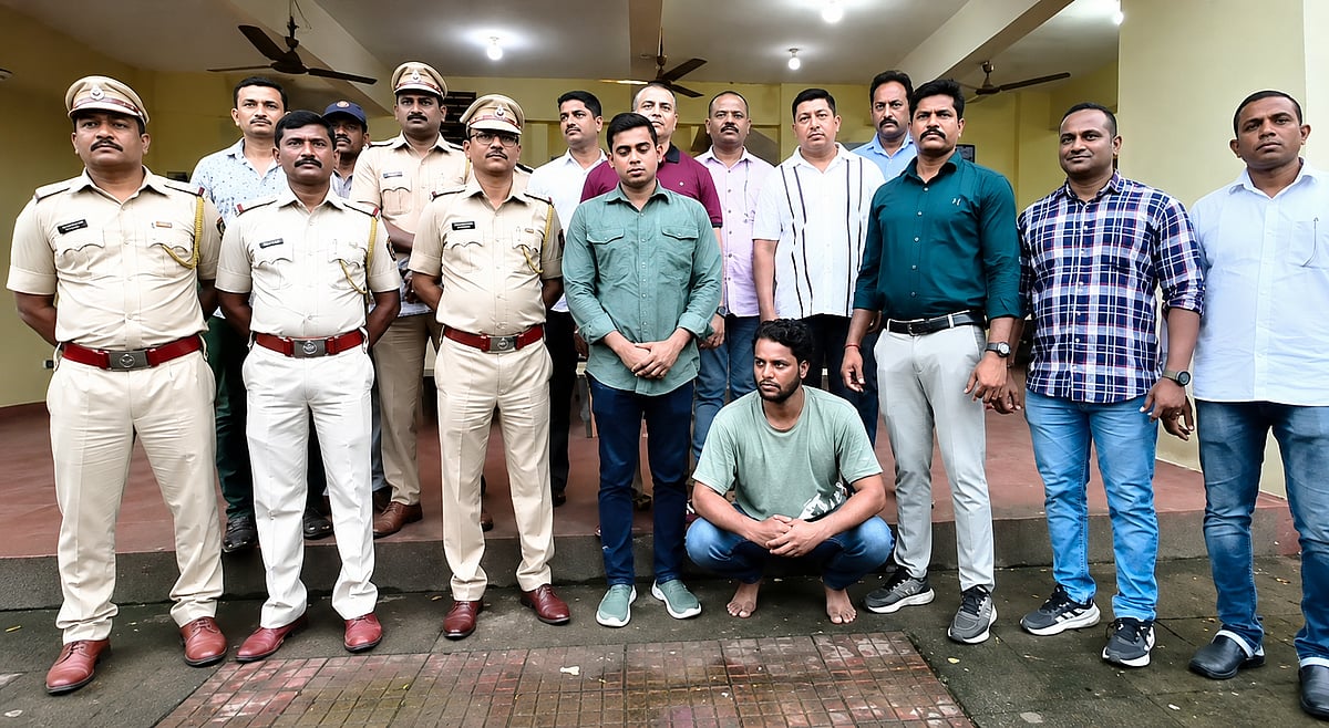 Kalyan Police Arrest Vehicle Thief, Recover ₹6.35 Lakh Stolen Motorcycles