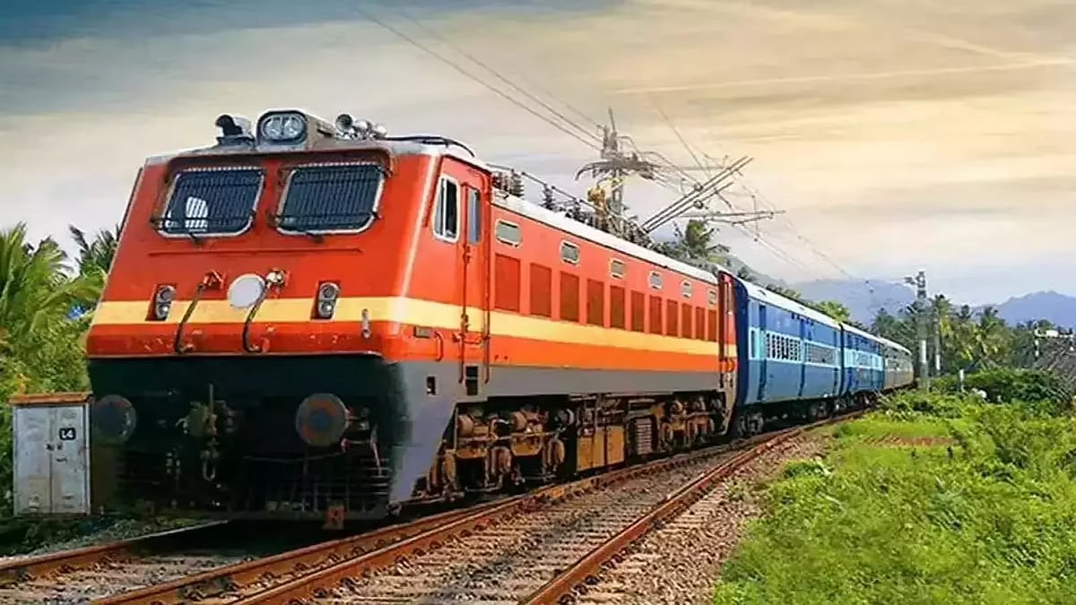 Railways Run Special Train Between Rani Kamlapati And Gaya