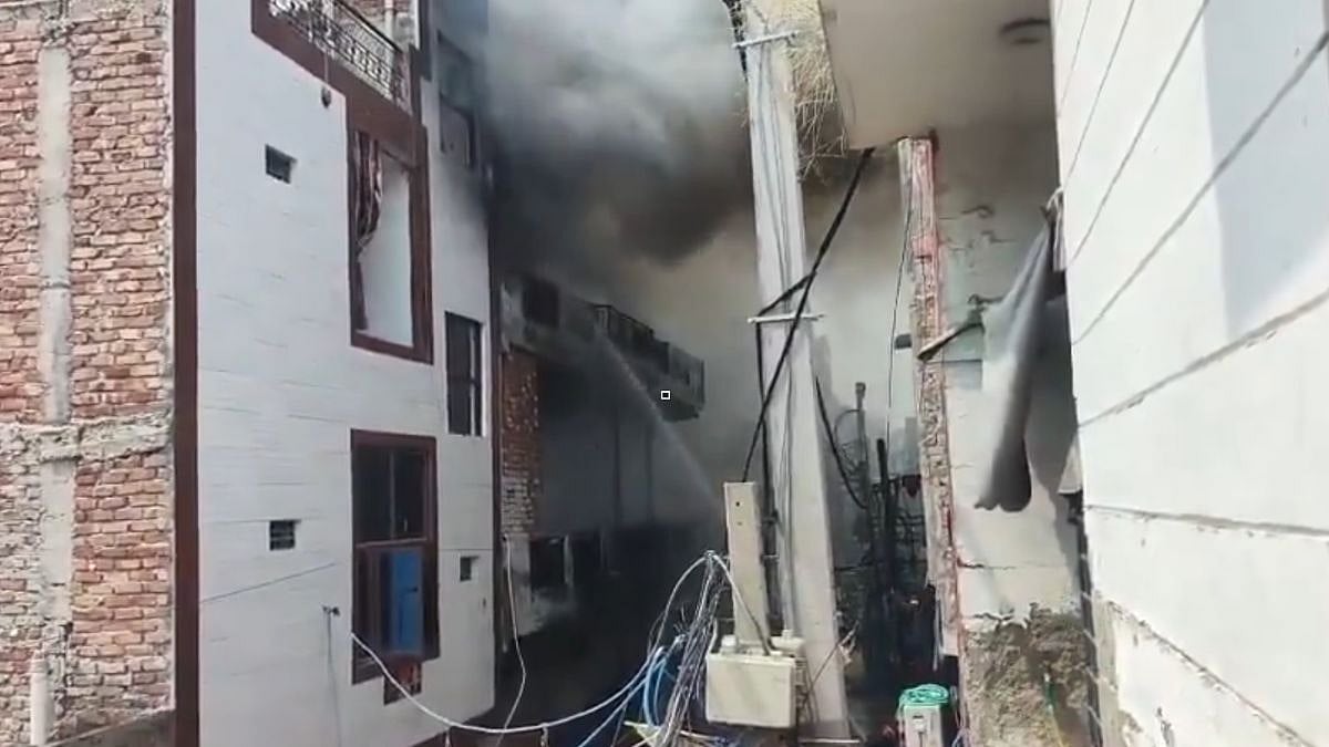 Delhi Factory Fire Injures 6 After Panic-Driven Jumps