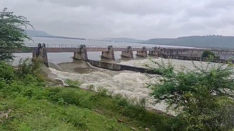 Pagara Dam Opens 6 Gates Amid Heavy Rains In Madhya Pradesh