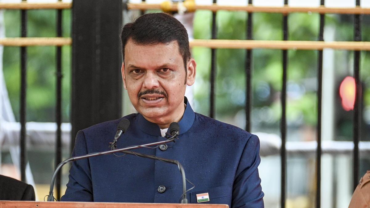 Fadnavis Supports Modi's 'Intellectual Naxals' Comment