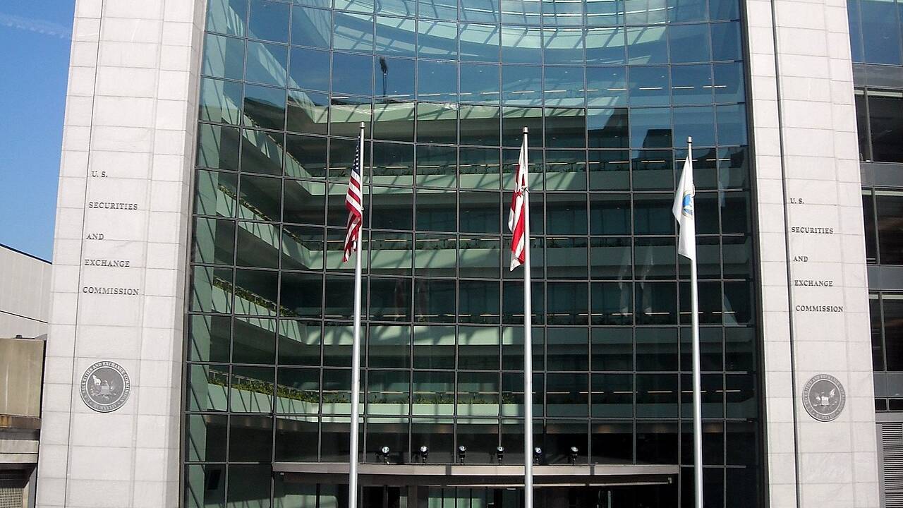 Banker Accused of Leaking $8.1bn Takeover Tip