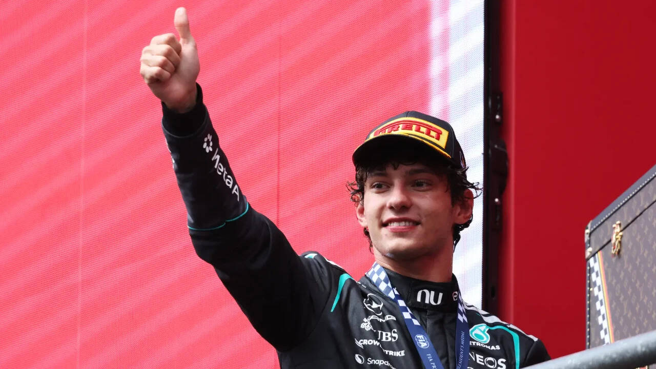 Kimi Antonelli Leads F1 Championship Ahead of Monza GP