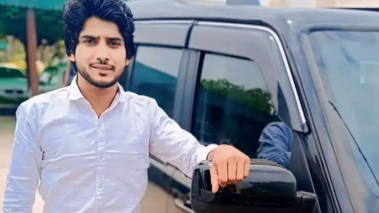 Blinkit Worker Dies in Bike Accident