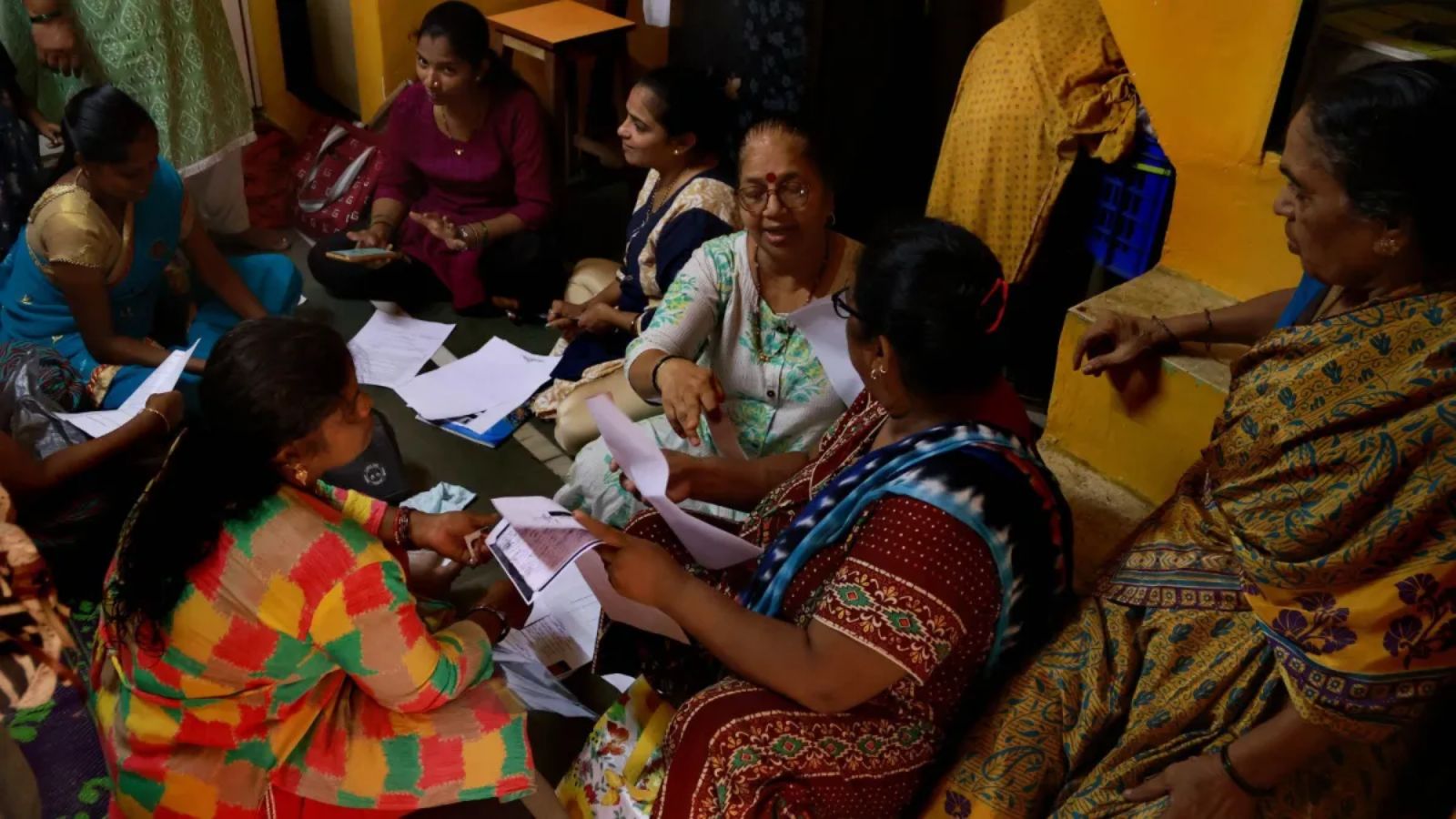 CAG Finds Deficiencies In Ladki Bahin Scheme