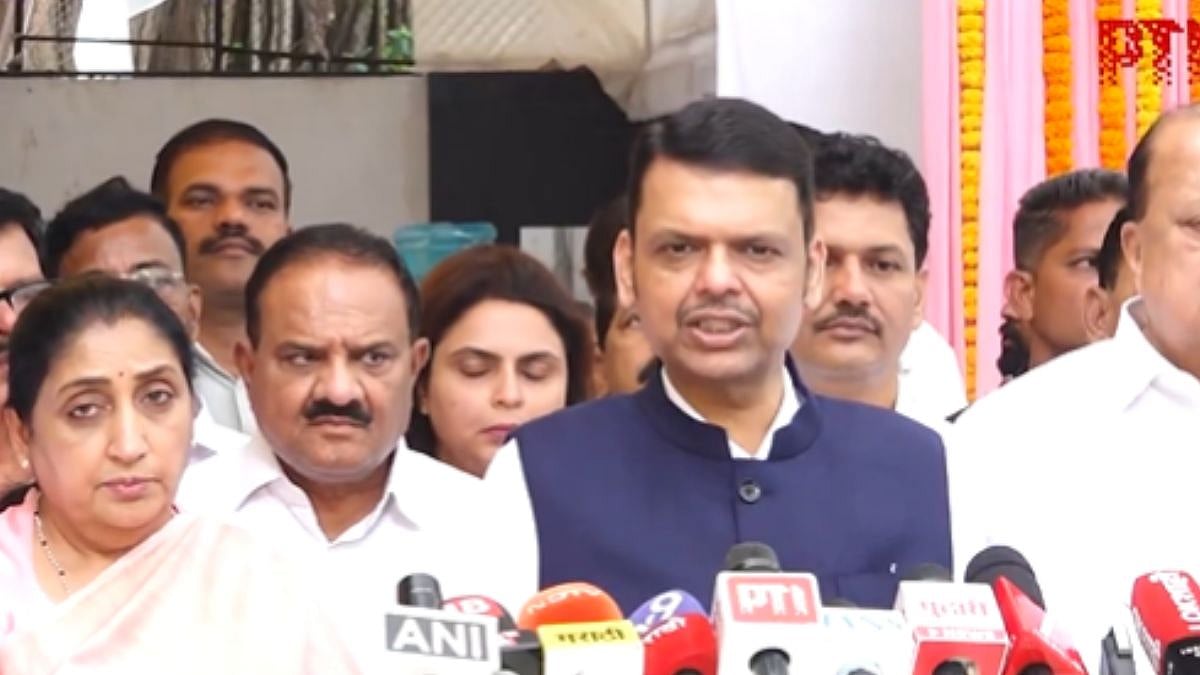 Fadnavis Inaugurates Photo Exhibition For Late Ajit Pawar