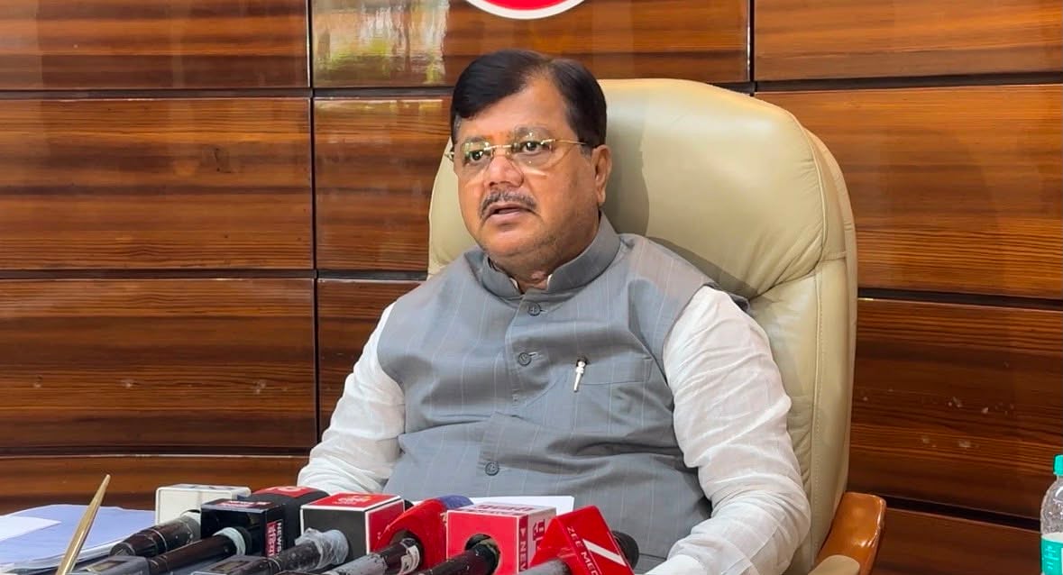 BJP Leader Raises Admission Norm Issue