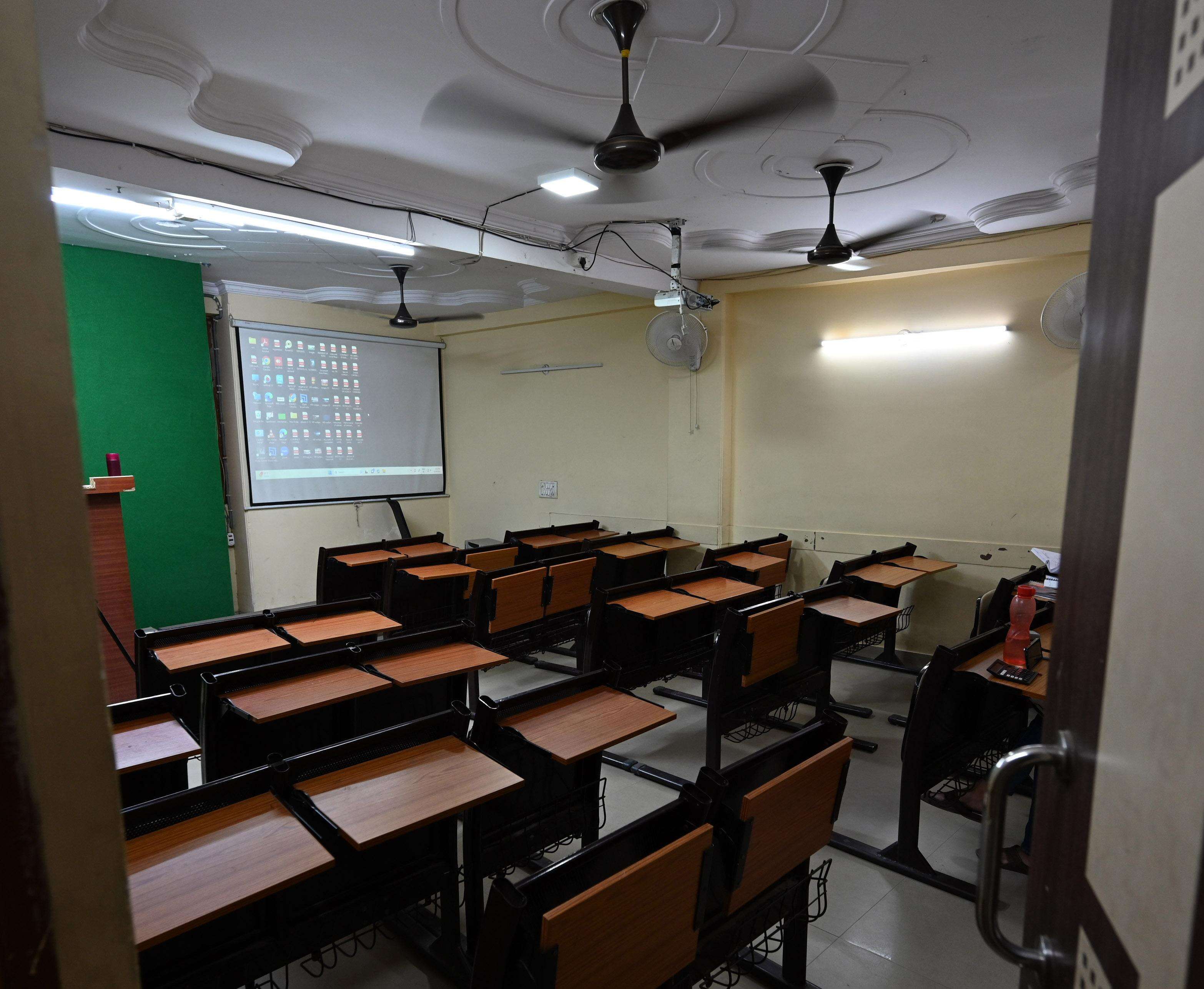 Maharashtra Proposes Law to Regulate Coaching Centres