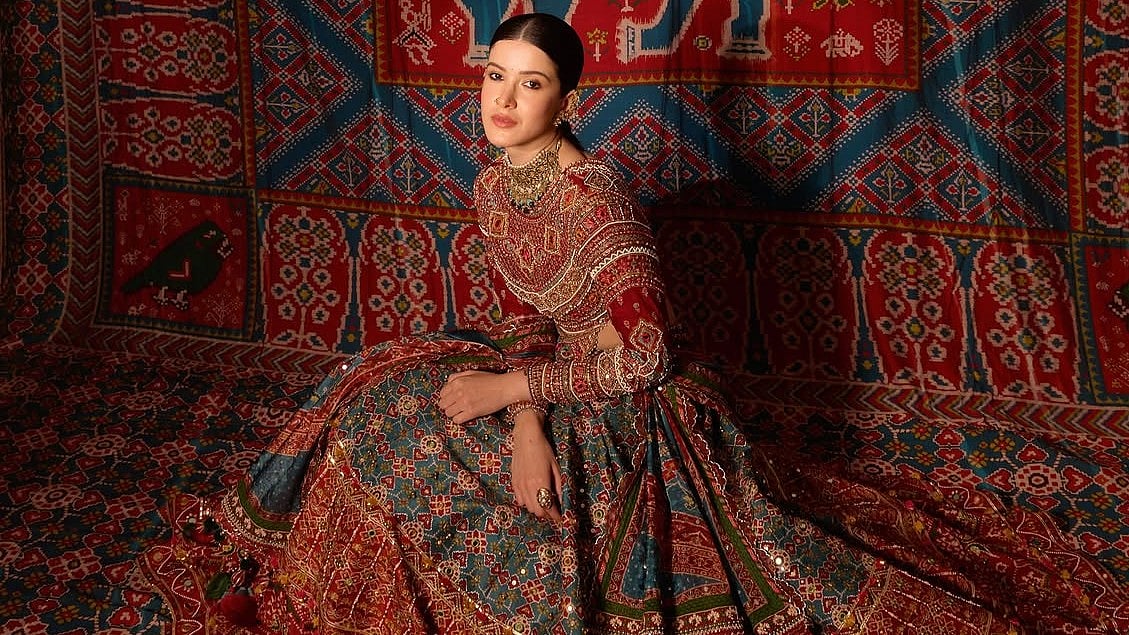Shanaya Kapoor Stuns In Gujarati Ghagra-Choli At Anshula's Wedding