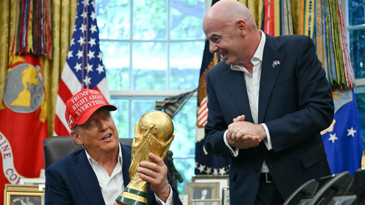 Trump Backs FIFA's Infantino for UN Chief