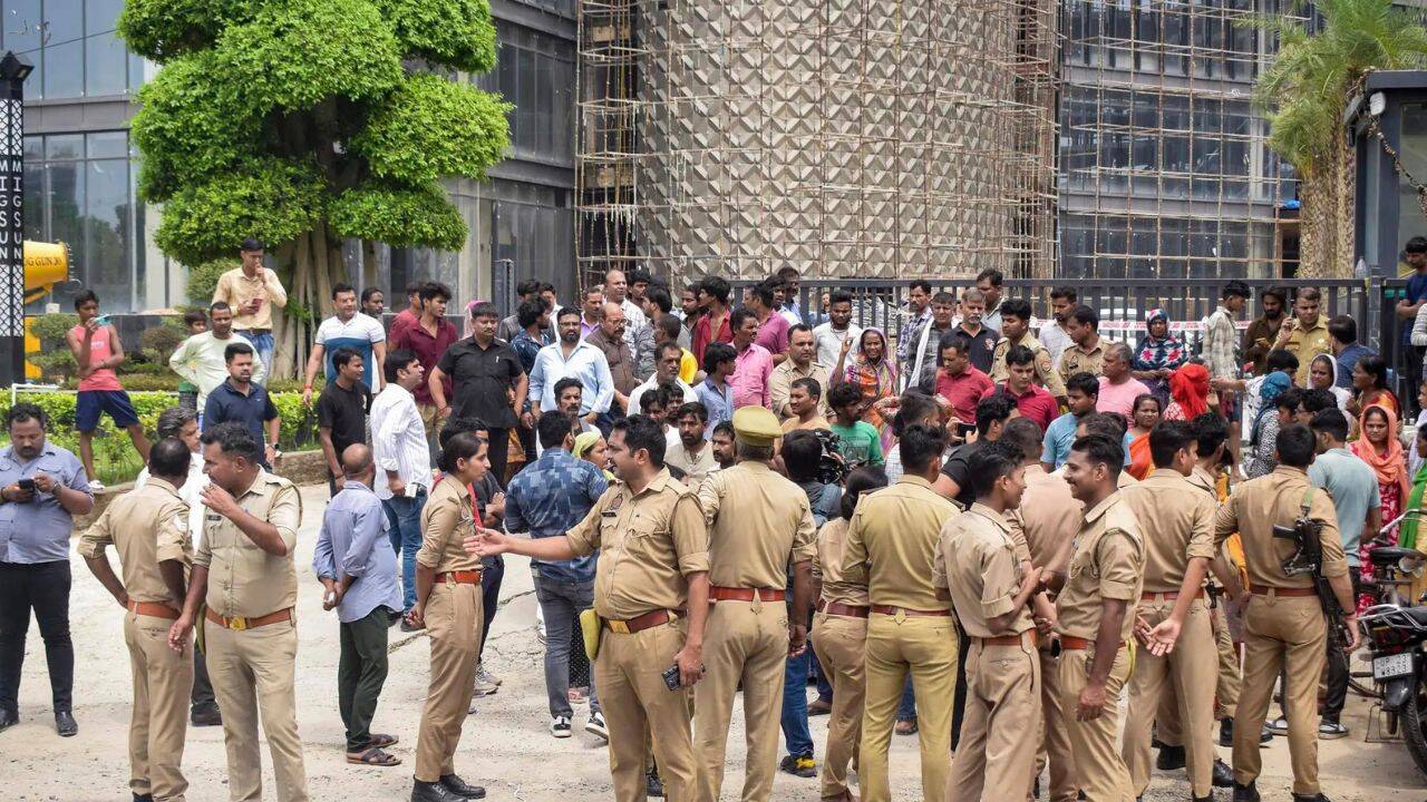 7-Year-Old Raped, Killed at Ghaziabad Mall Site
