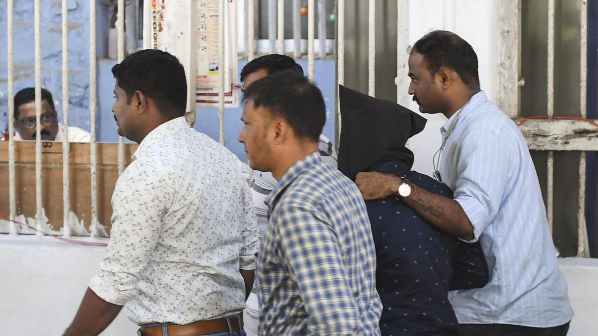 Bangladeshi National to Plead Guilty in Saif Ali Khan Case