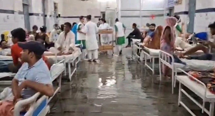 Heavy Rain Floods Hospital In MP's Panna