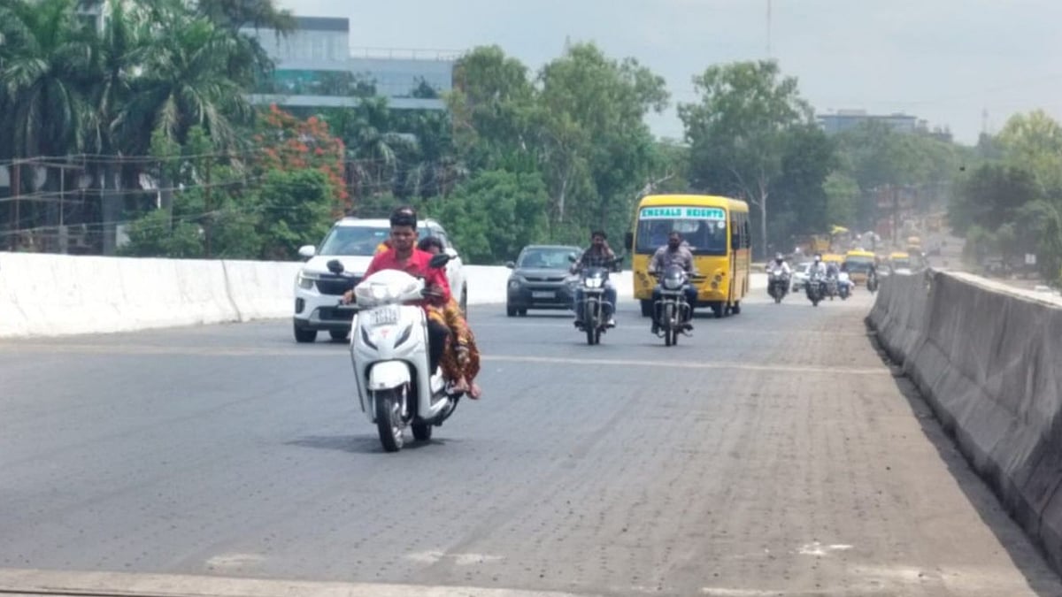 Reti Mandi Bridge Partially Opens Amid Rains